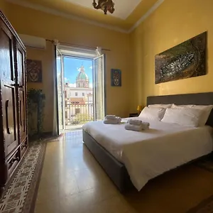 https://suite-cavour-holiday-dream.palermohotels.org
